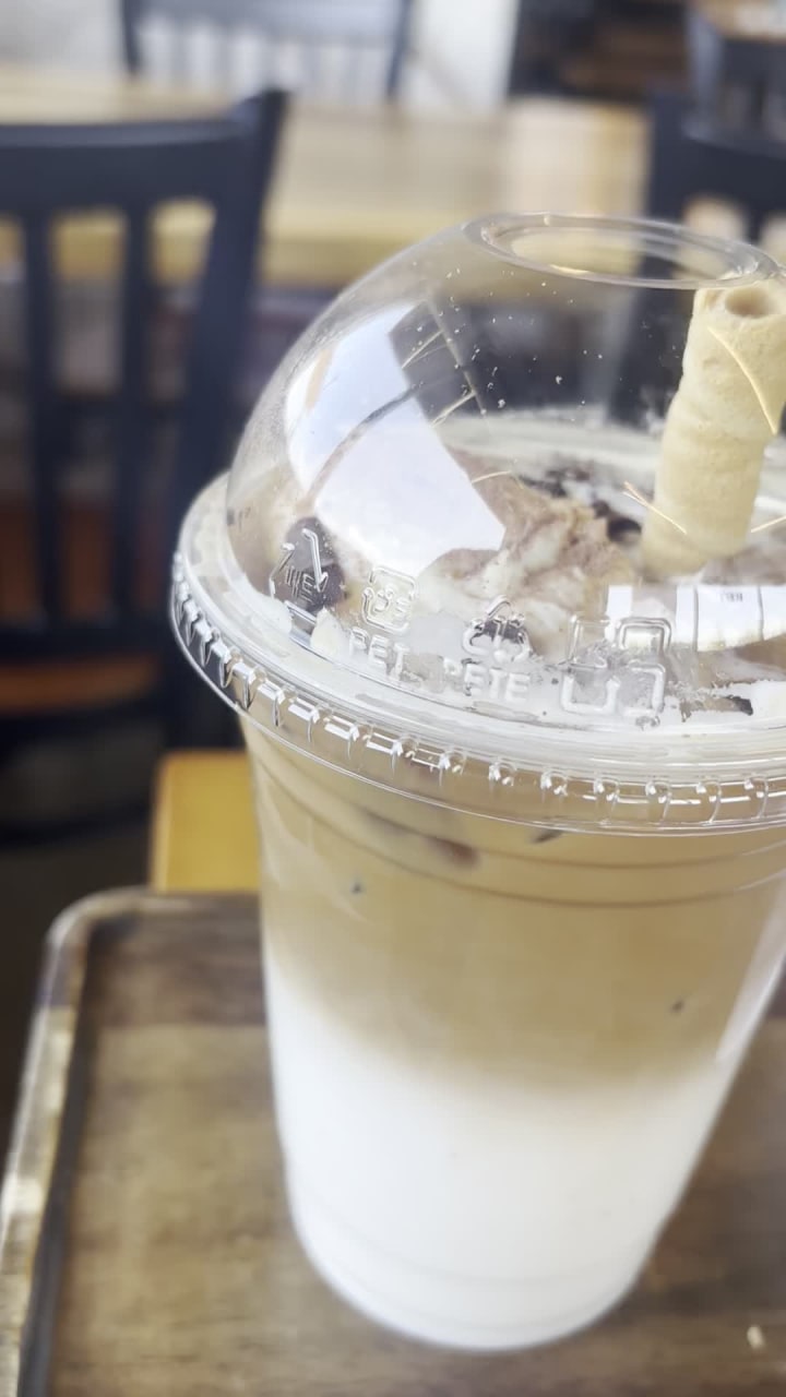 Video review of Semicolon Cafe