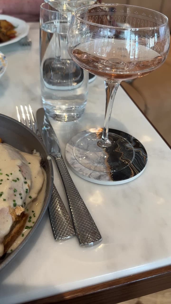 Video review of Adelaide Urban Brassiere