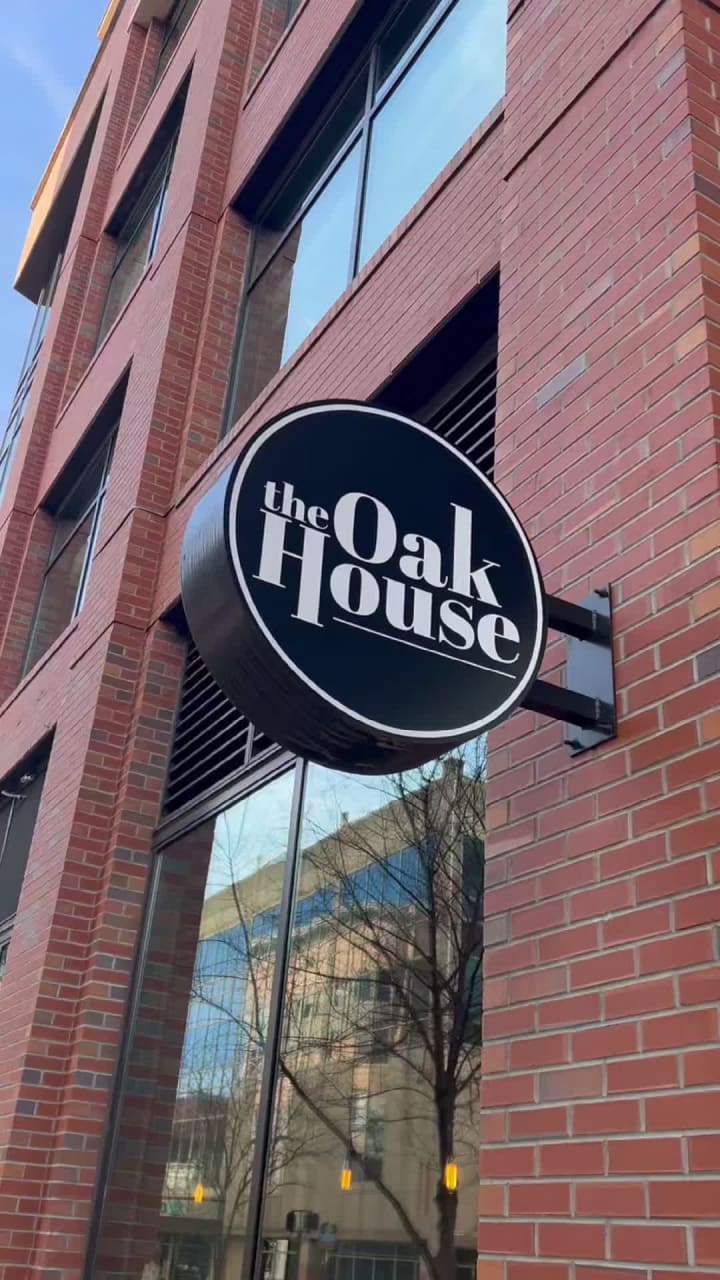 The Oak House 