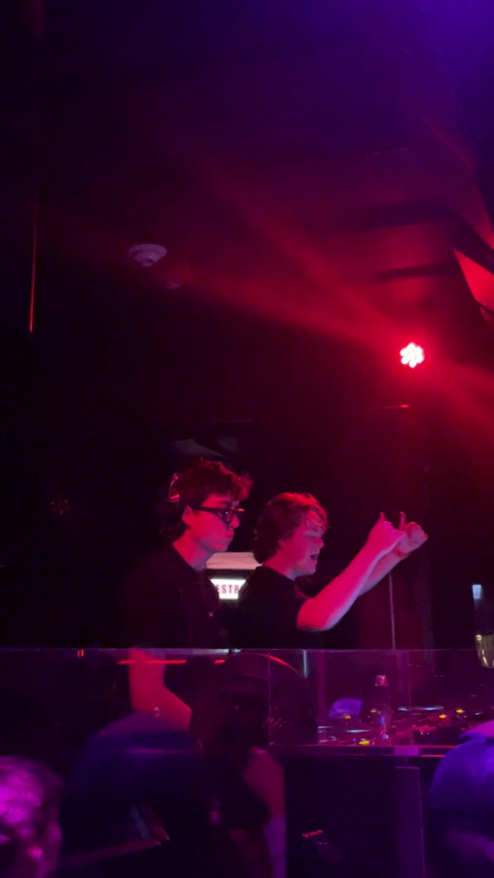 Video review of Electric Hotel