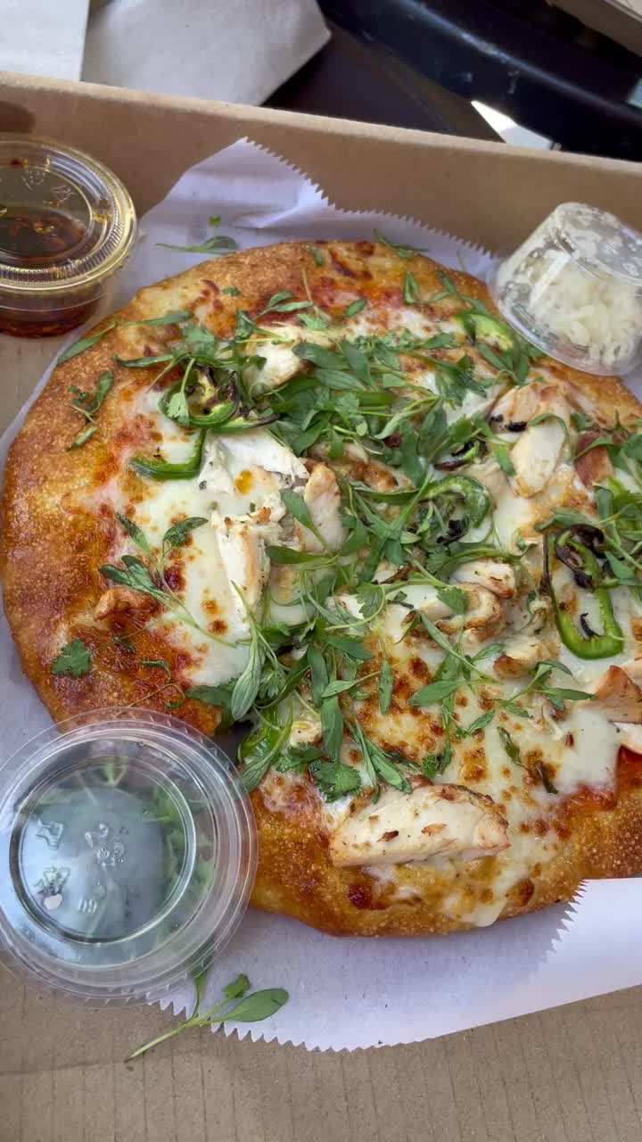 Video review of Urth Caffe