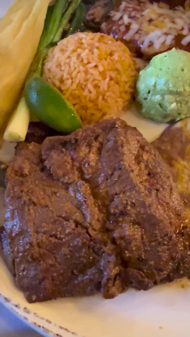 Video review of El Adobe de Capistrano