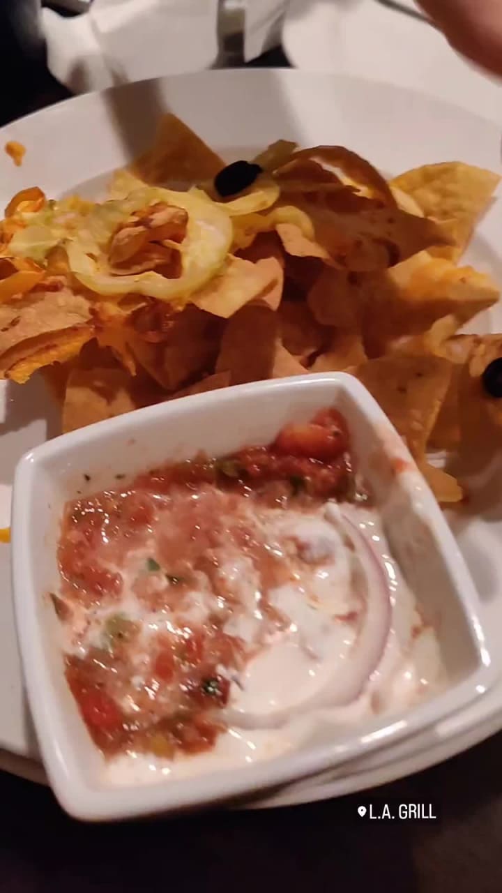 Video review of LA Bistro Bar & Grill