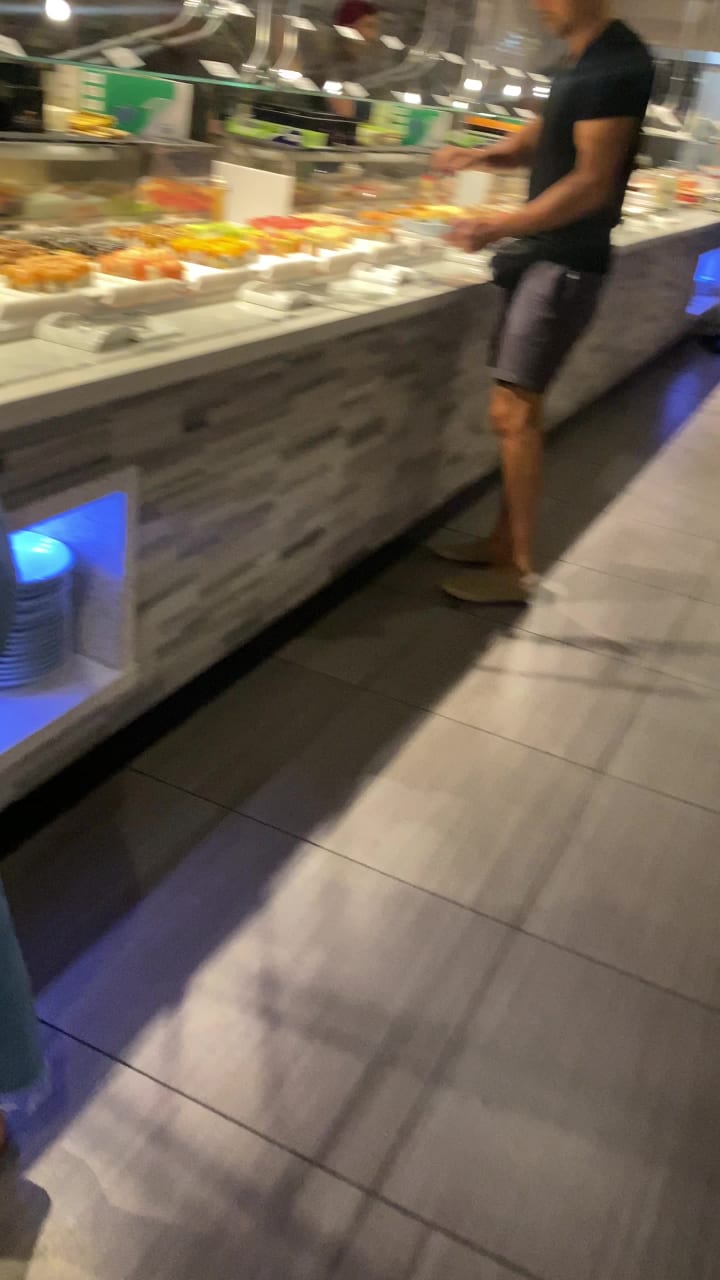 Mizumi Buffet & Sushi