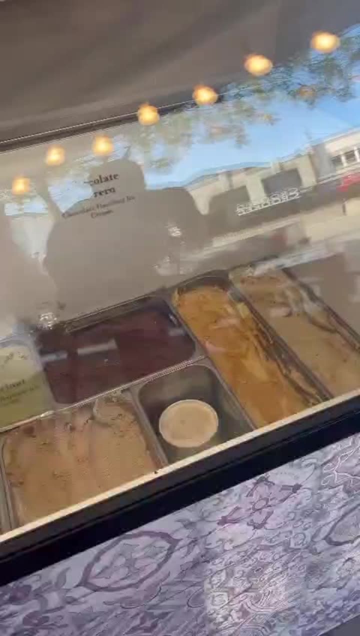 Scoops Ice Cream