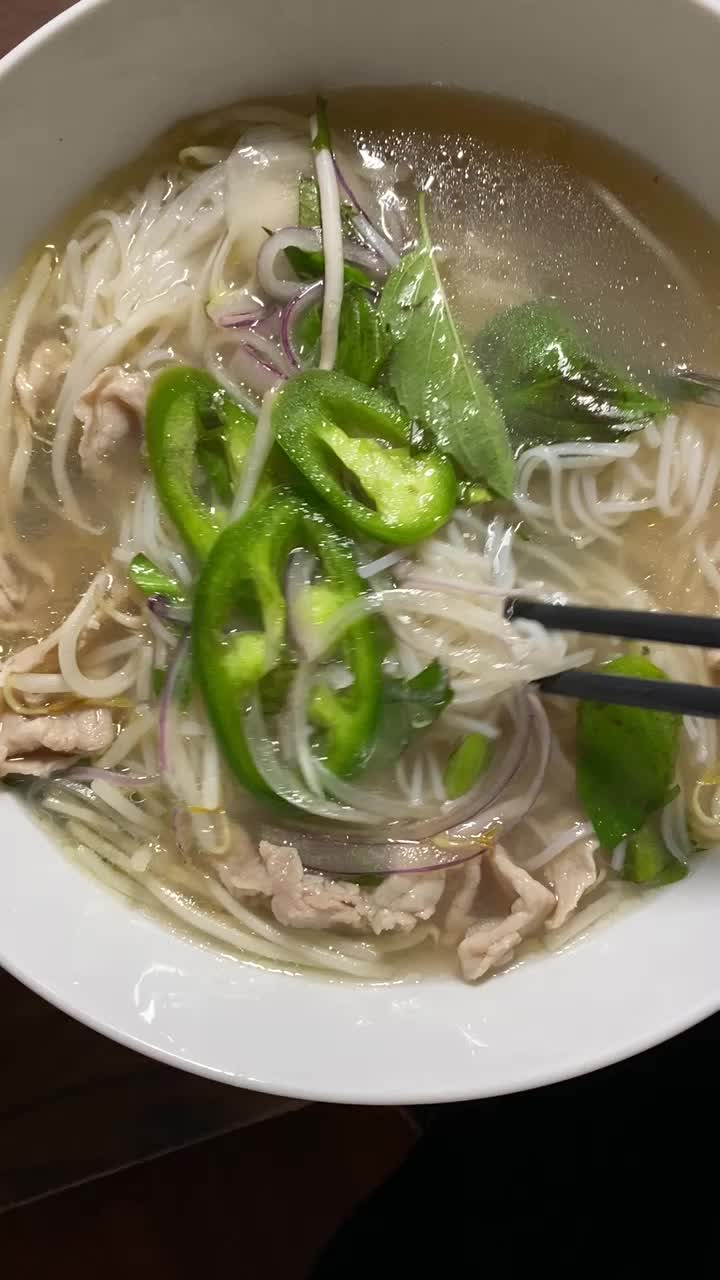 Video review of Miss Saigon