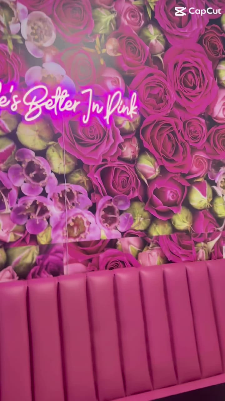 The Selfie Restaurant