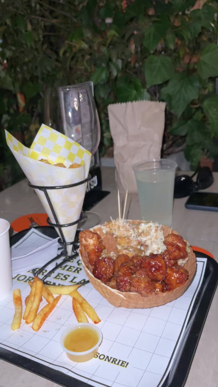 Crunchy Cone - Waffles & Chicken