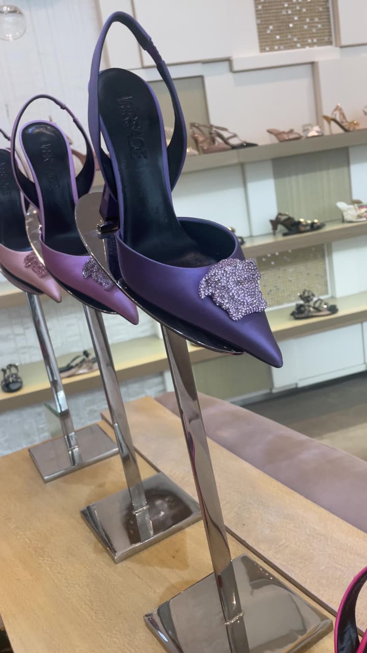 Video review of Saks Fifth Avenue