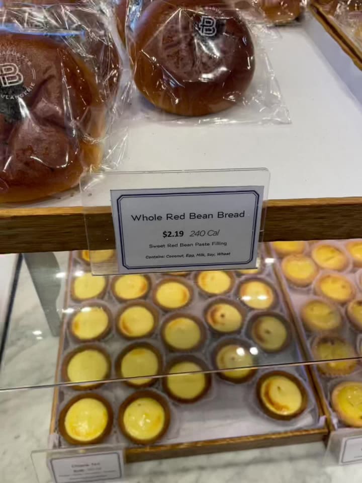 Video review of Paris Baguette