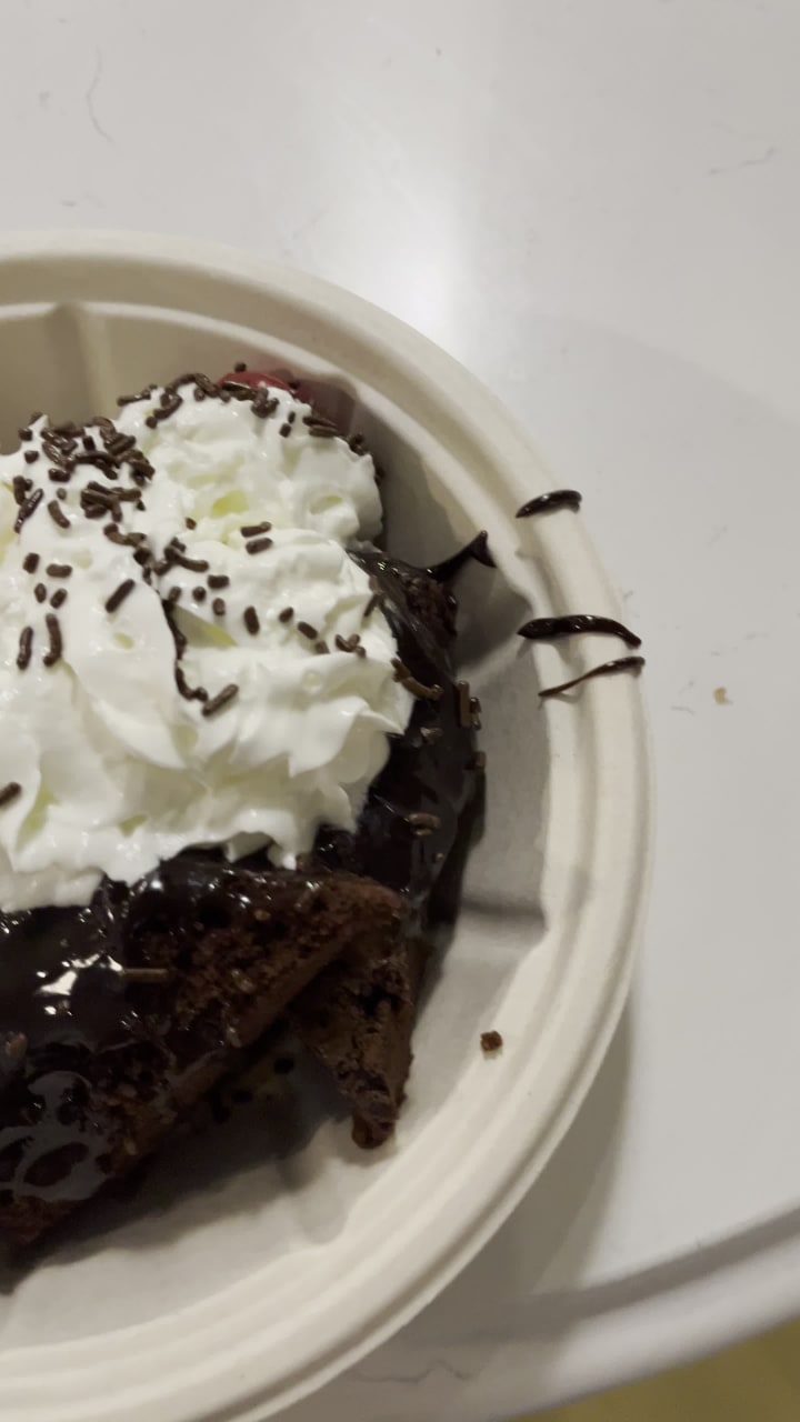 Video review of Beaches & Cream Soda Shop