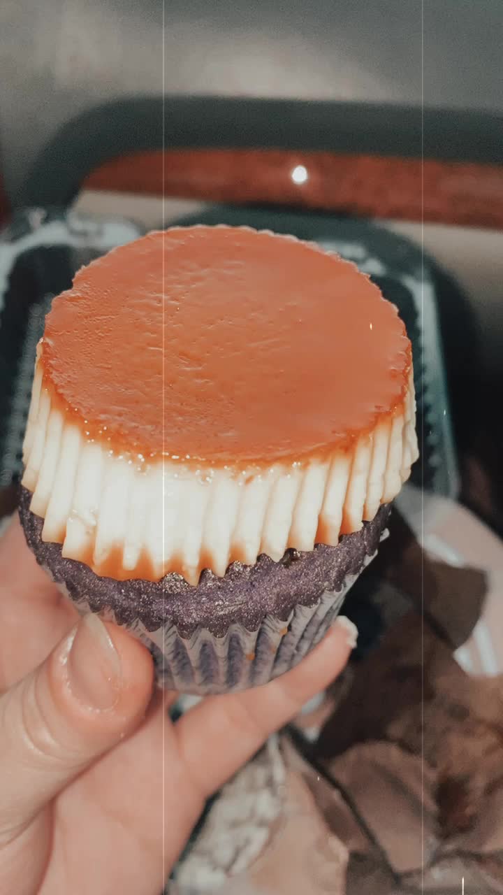 Video review of Cafe 86