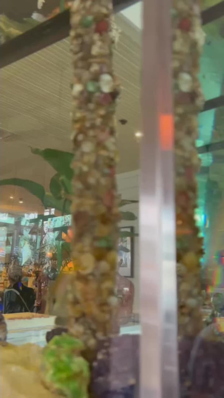 Video review of Perla's