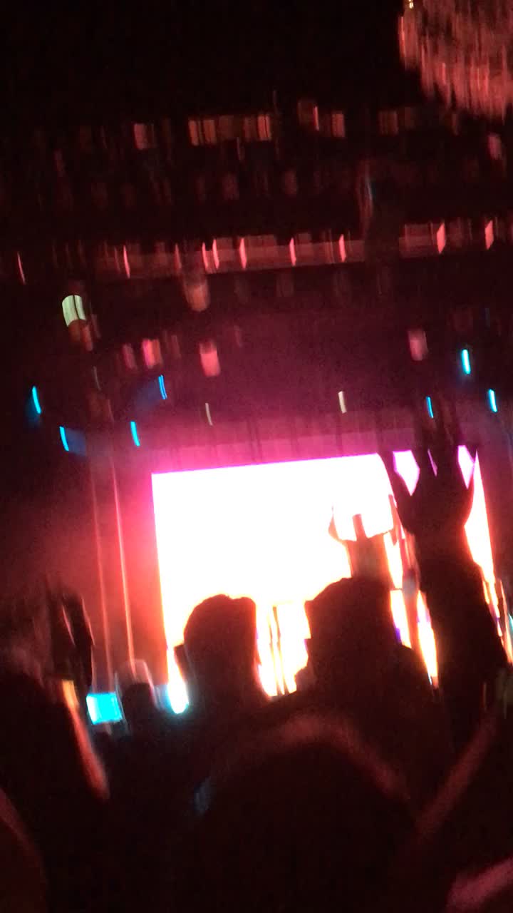 Video review of El Rey Theatre