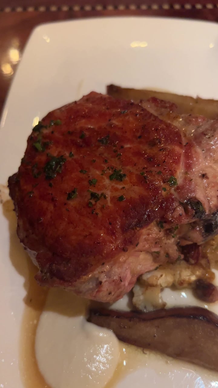 Video review of Carthay Circle Restaurant and Lounge