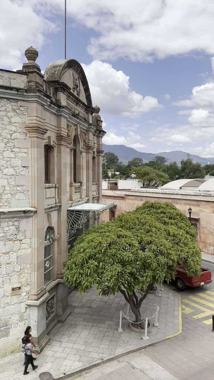 Video review of Tierra Del Sol Casa Restaurante