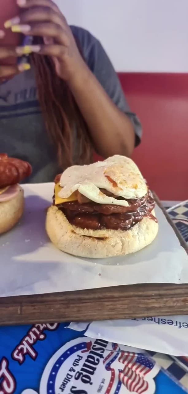 Mustang Sally's Pub & Diner