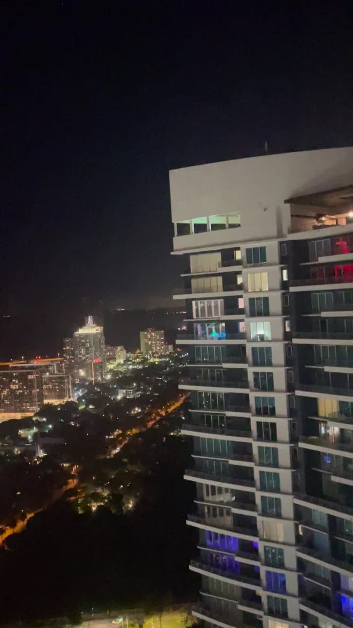 Video review of CaféKaffe