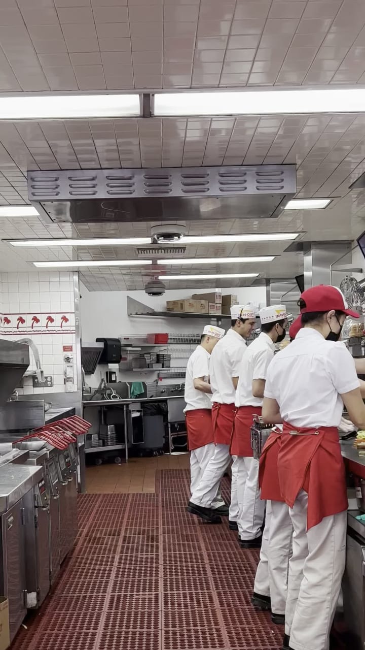 Video review of In-N-Out Burger