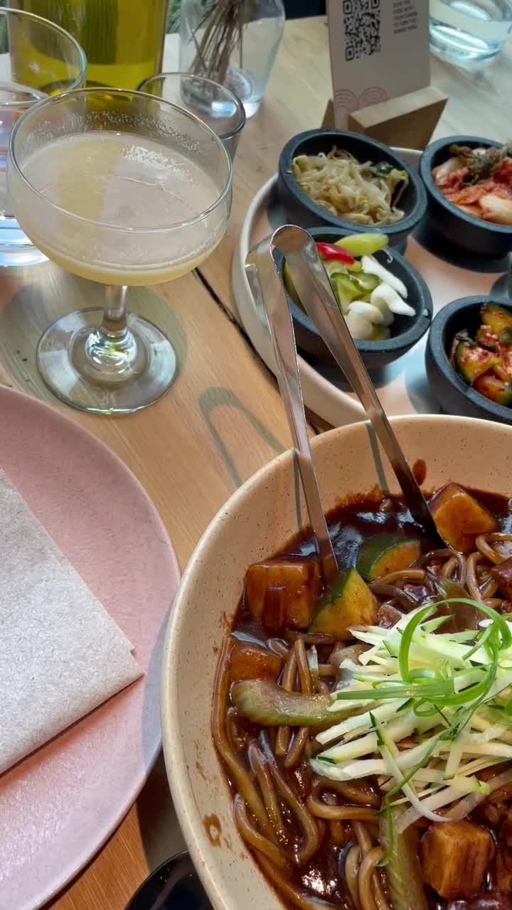 Video review of Oseyo