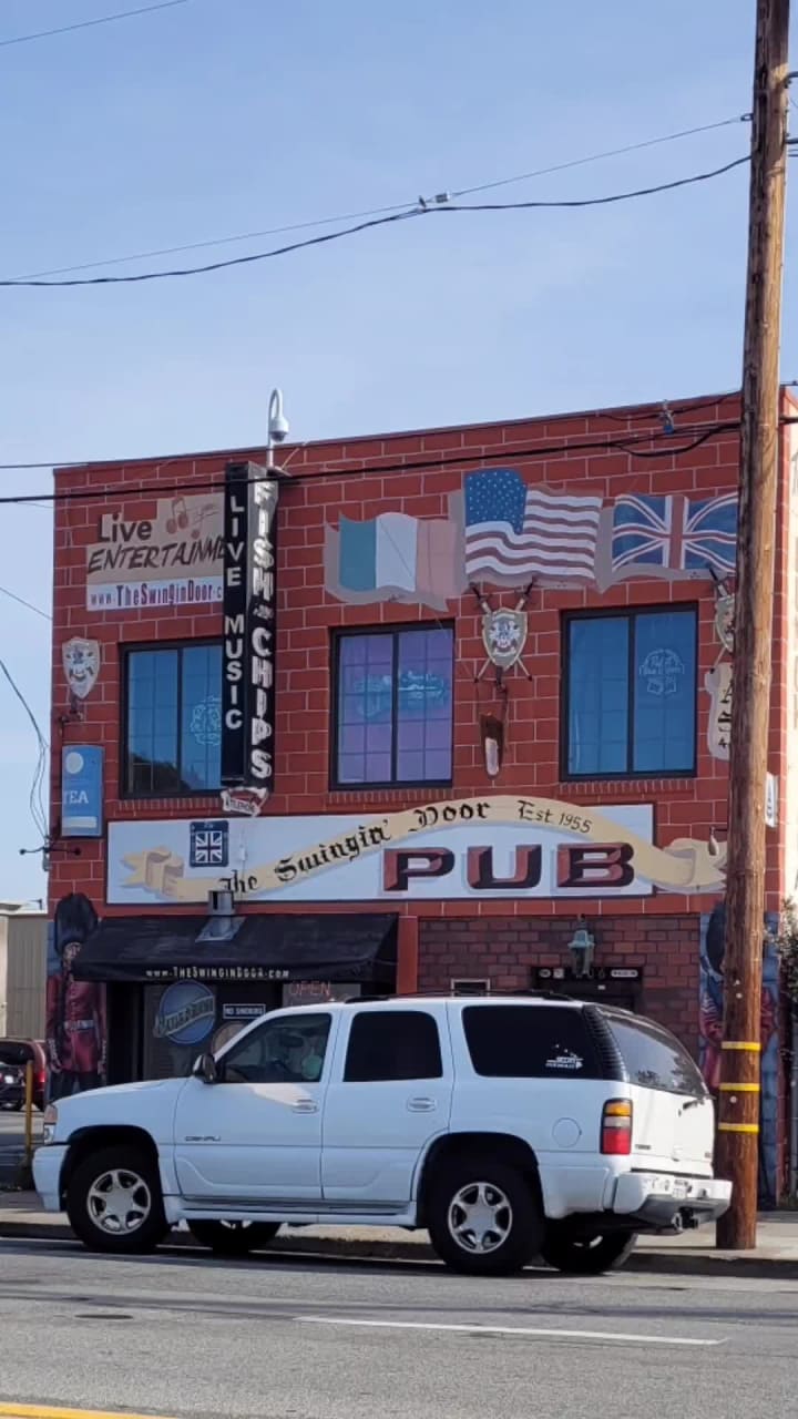 Video review of The Swingin' Door