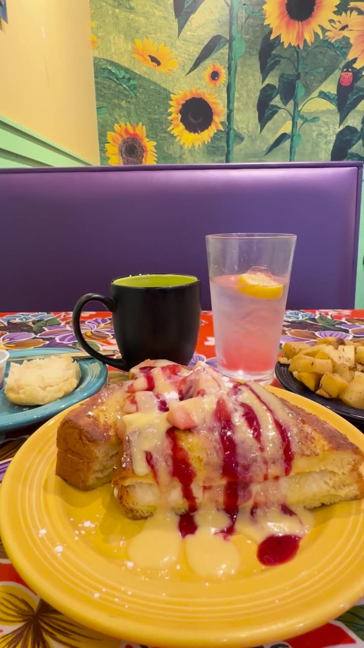 The Flying Biscuit Cafe - Brier Creek