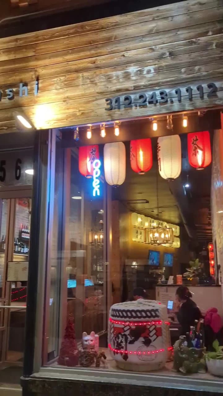 Video review of Tsukiji Fish Market