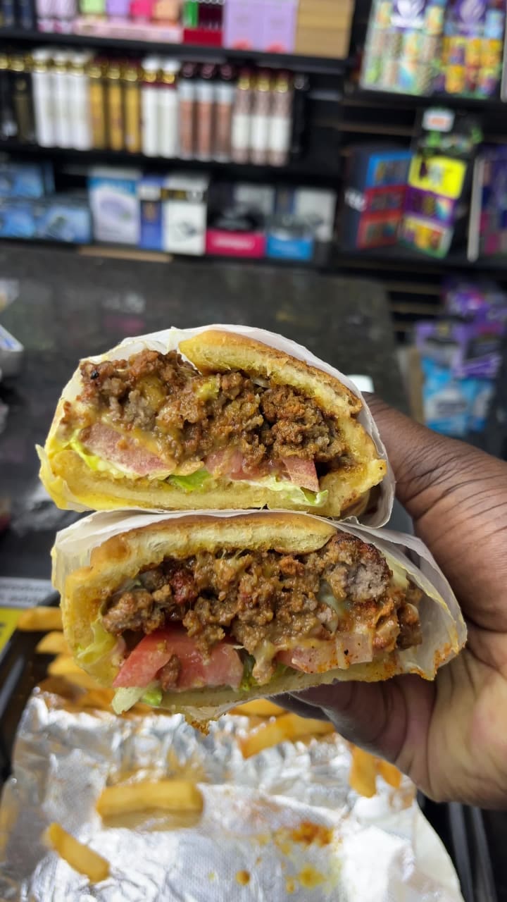 Ten Star Deli Smoke & Phone Stop