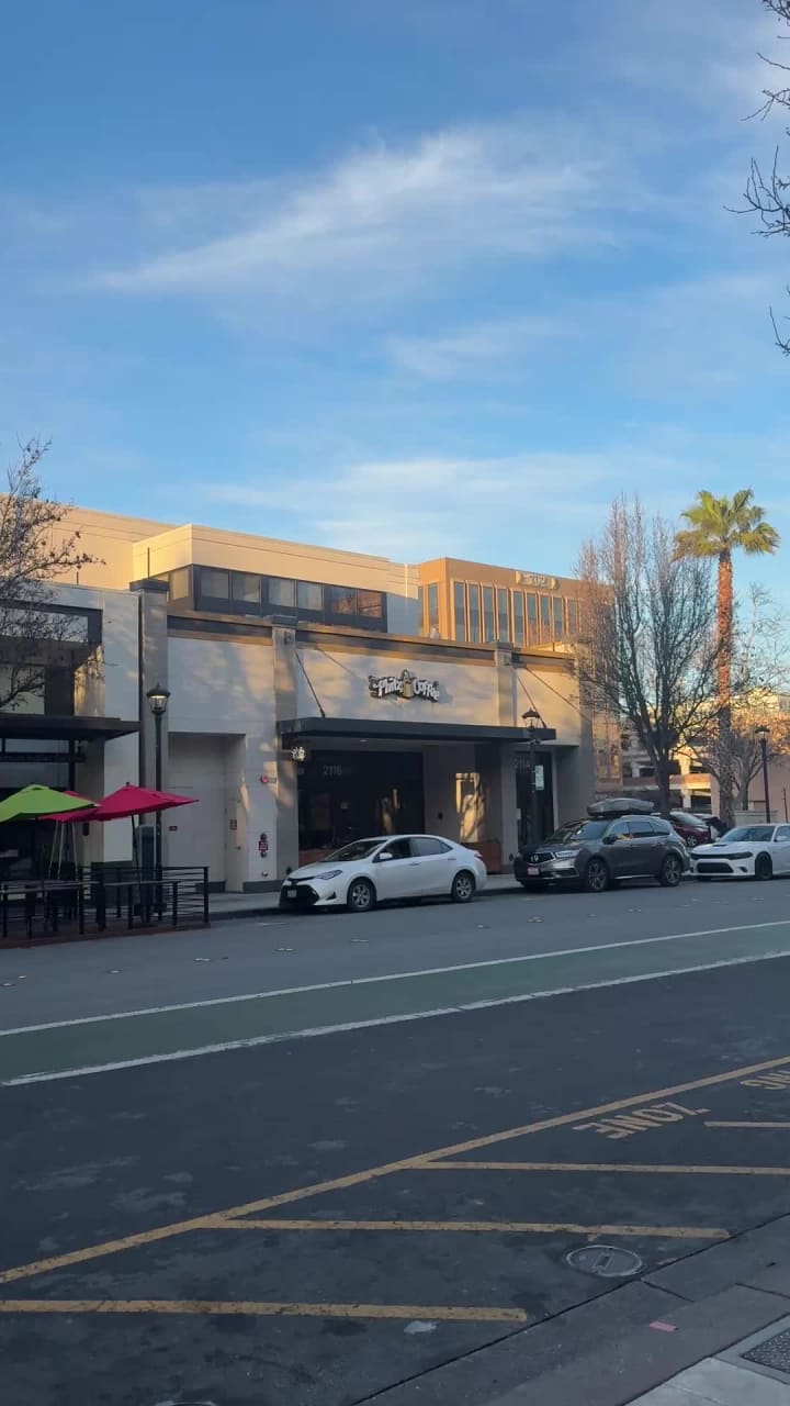 Video review of Peet's Coffee & Tea