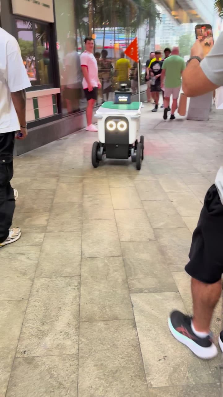 Video review of EST.33 Thai Craft Brewery & Kitchen