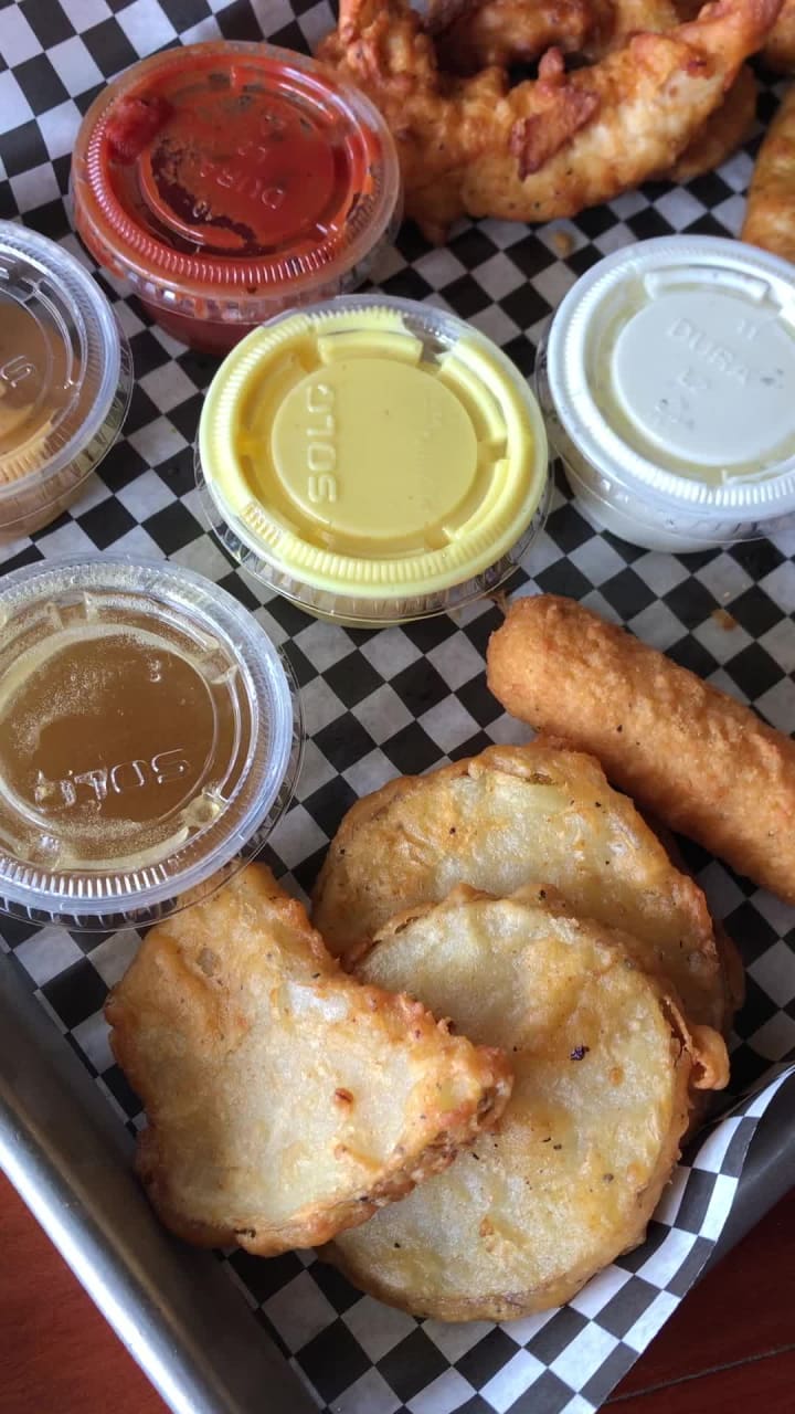 Video review of Spanky's Pizza Gallery & Saloon