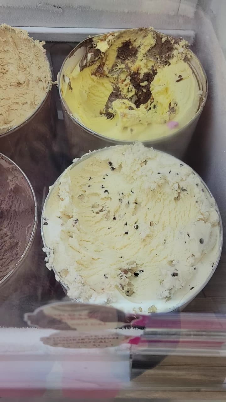 Video review of Baskin-Robbins