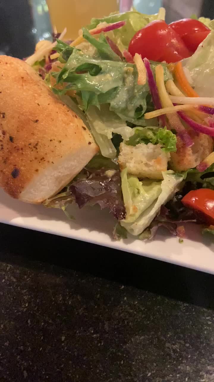 Sawmill Pizza & Taphouse