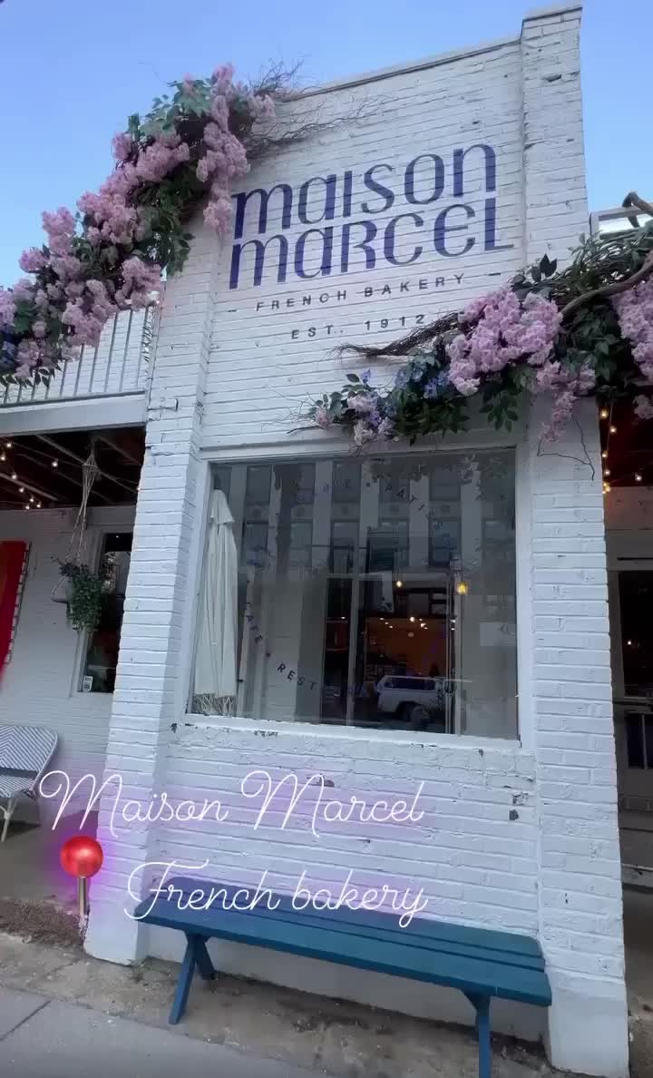 Video review of Maison Marcel