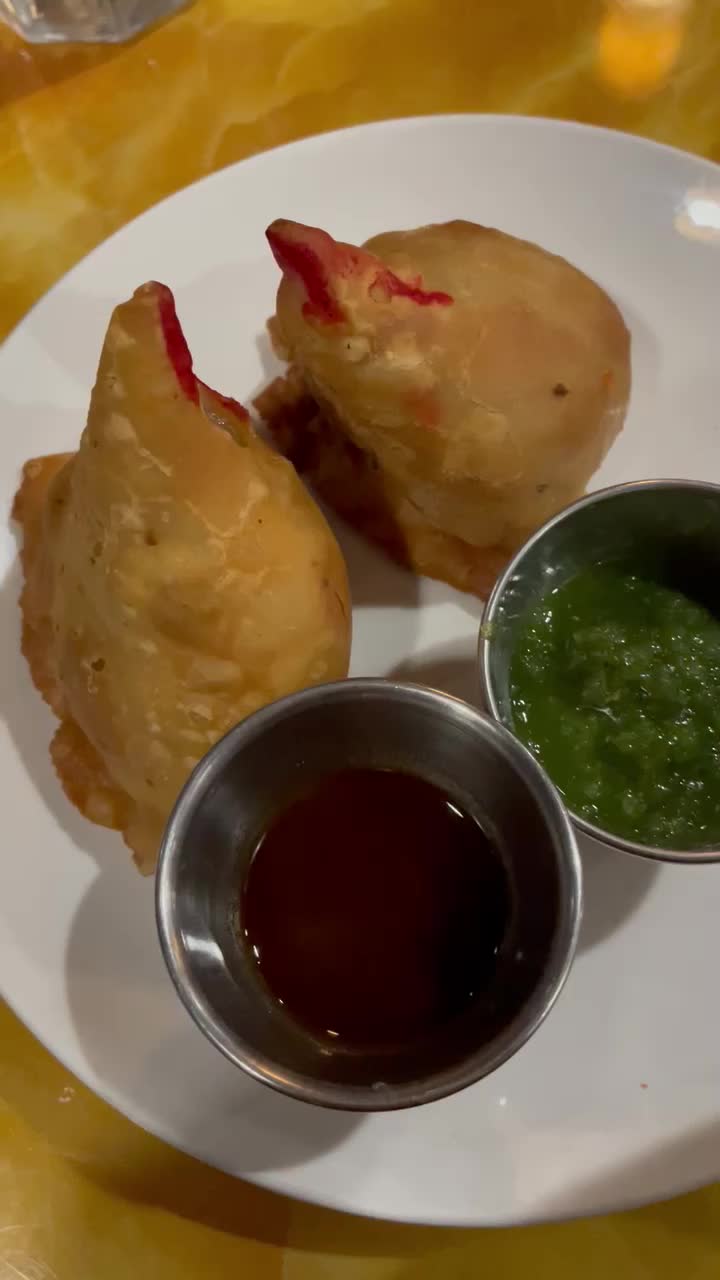 Tandoori Hut Indian Restaurant