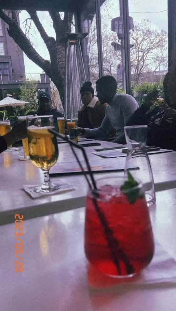 News Cafe - Rosebank