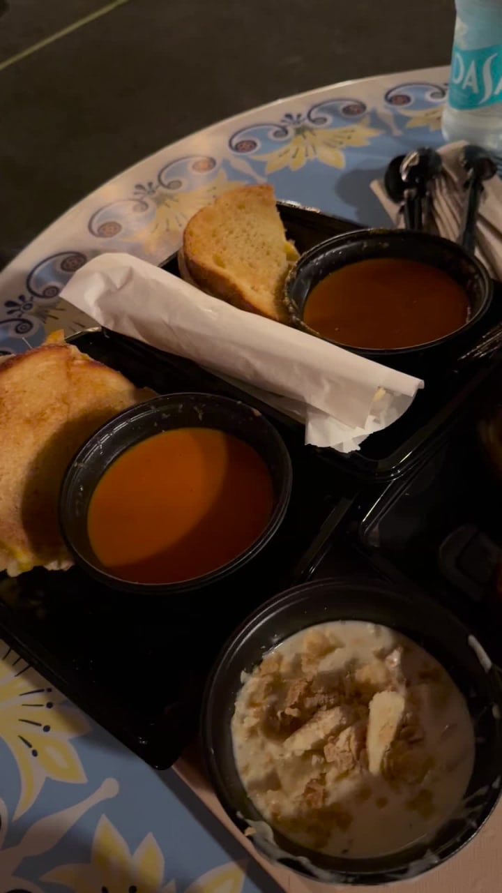 Video review of Refreshment Corner hosted by Coca-Cola