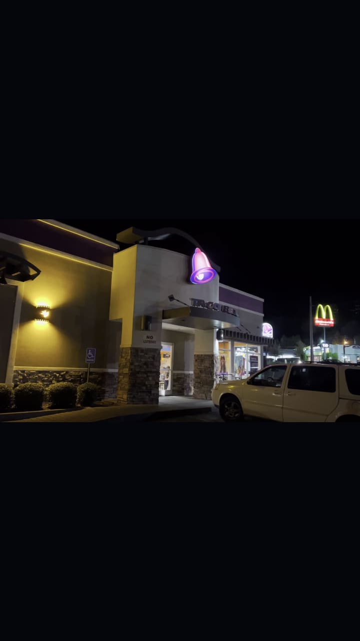 Video review of Taco Bell