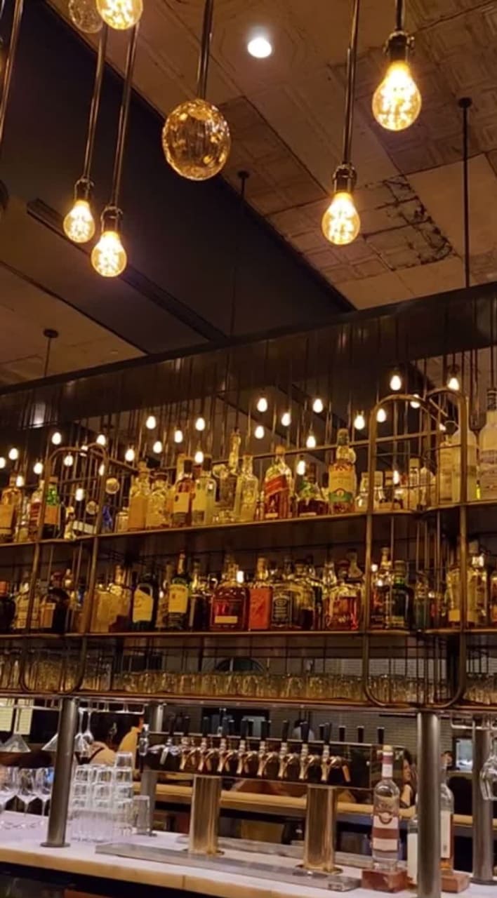 Video review of Detroit Foundation Hotel