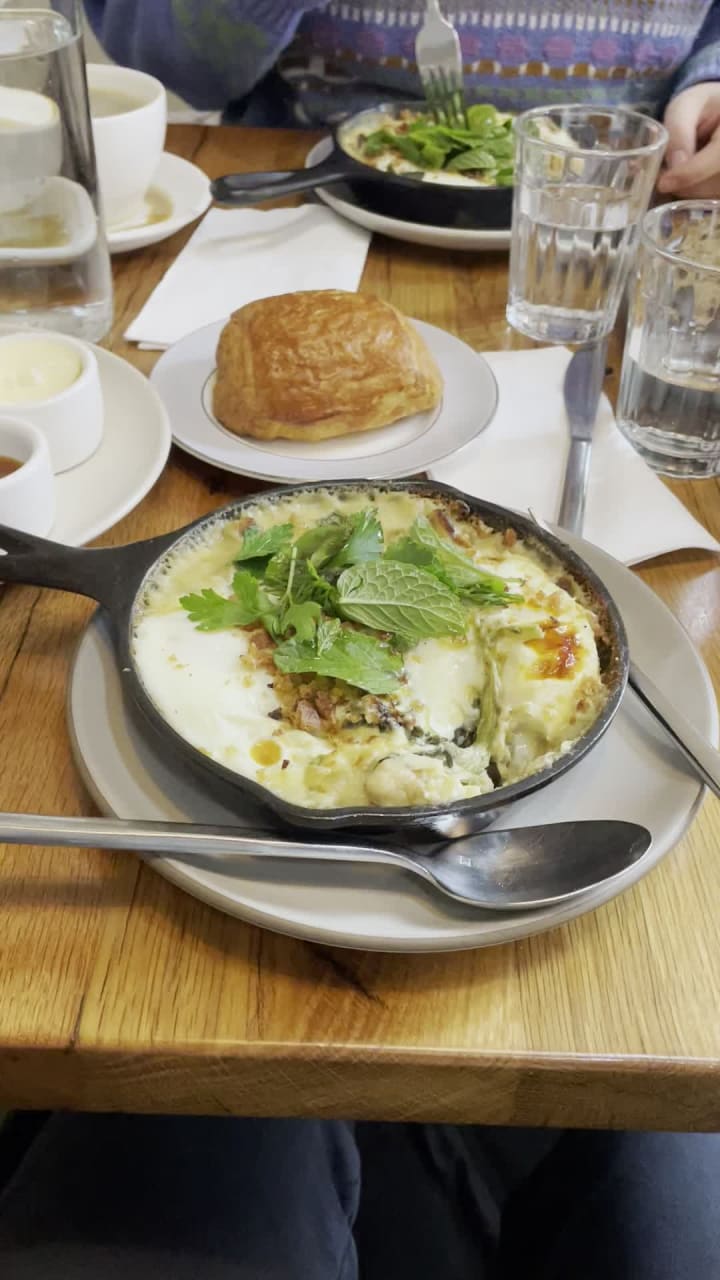 Video review of Cafe Olli