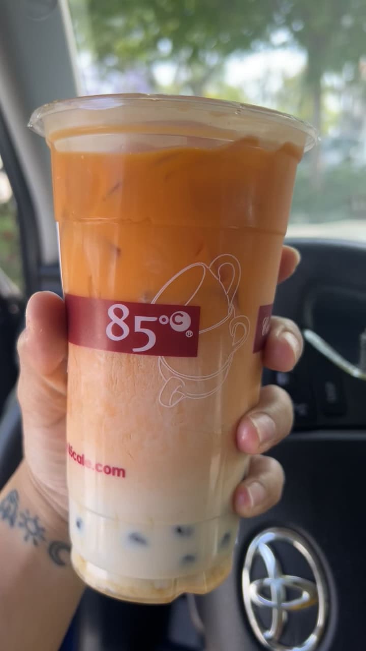 Video review of 85C Bakery Cafe