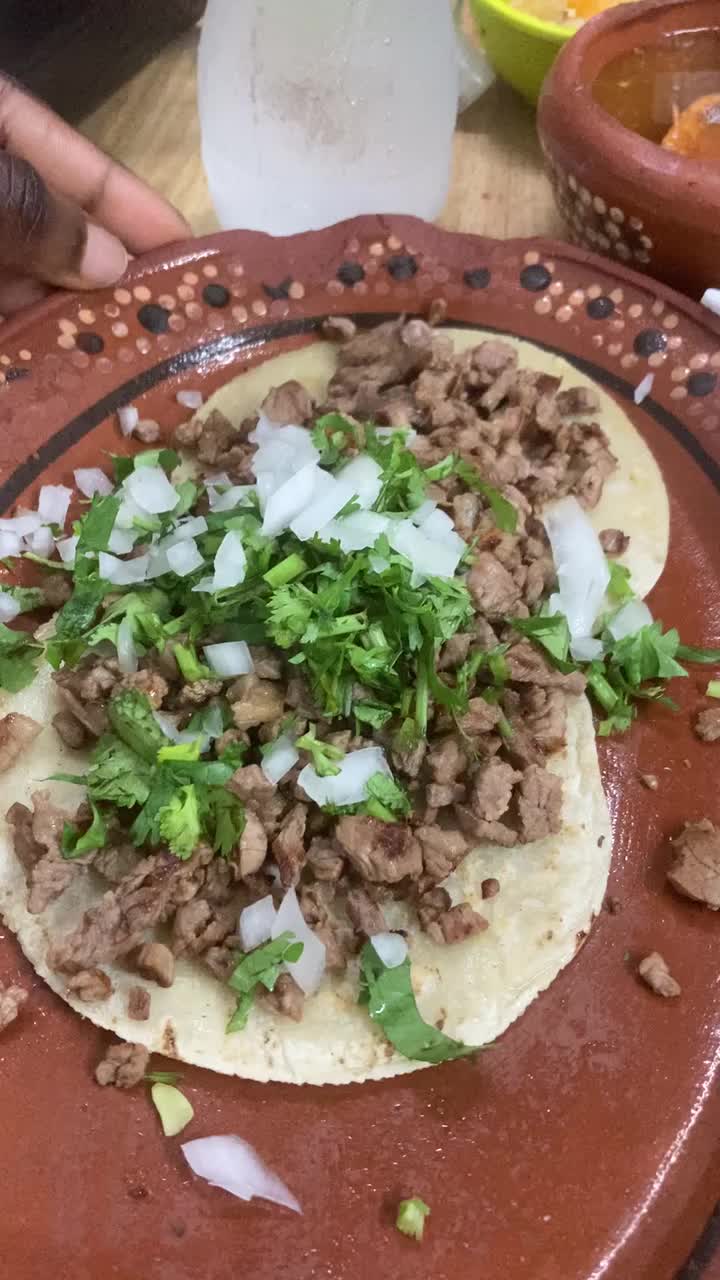 Video review of Pancho's Takos