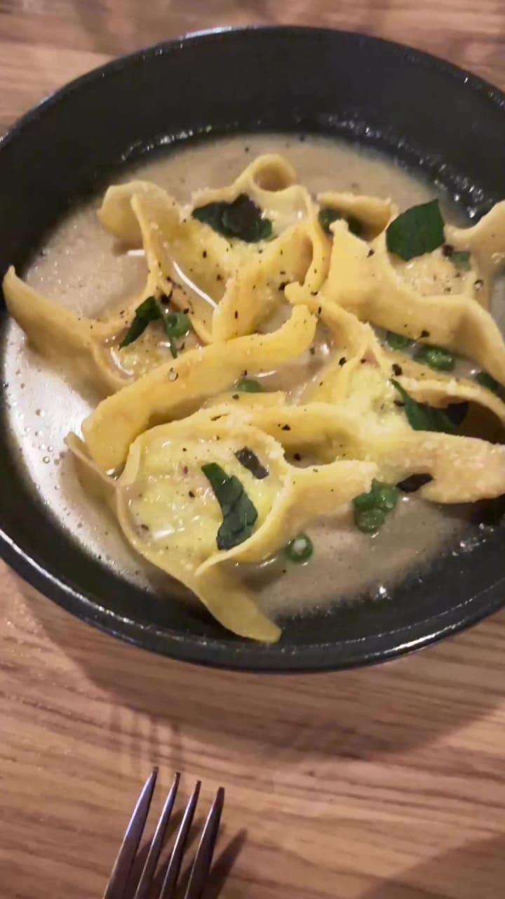 Video review of Maxwells Trading