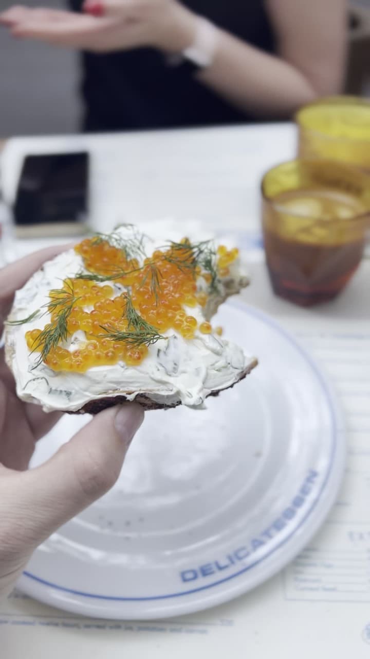 Video review of Mendl Delicatessen