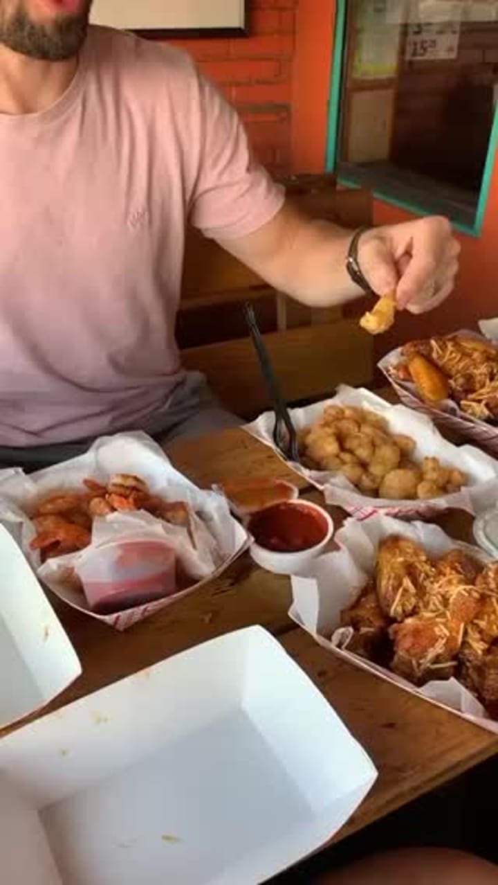 Video review of Drunken Clam Bar & Grille