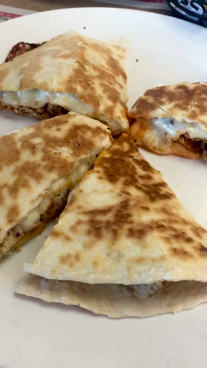 Video review of Lake Grove Diner