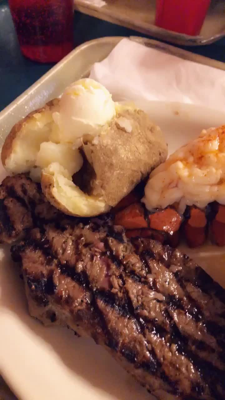 Video review of The Best Steak House