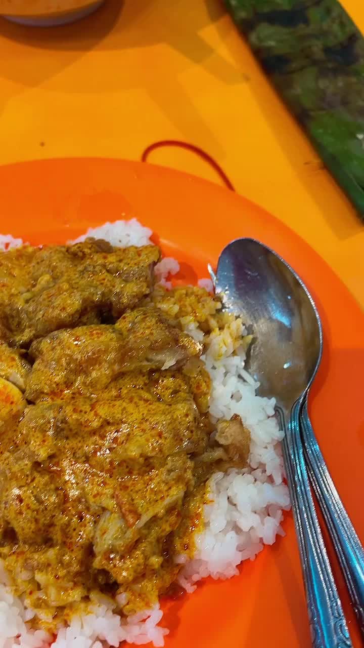 Video review of Queensway Shopping Centre