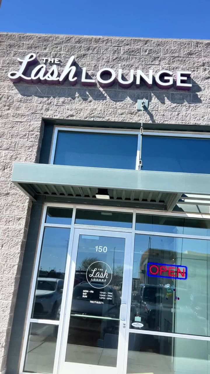 The Lash Lounge