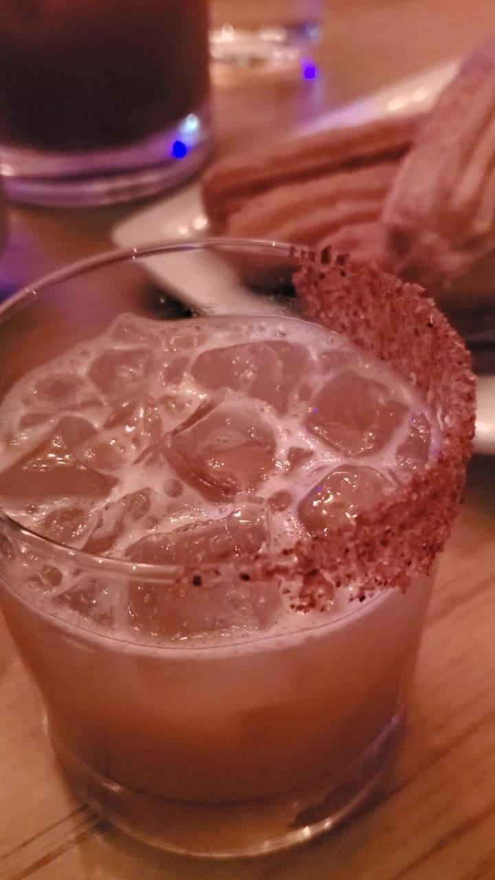 Video review of El Catrin Destileria